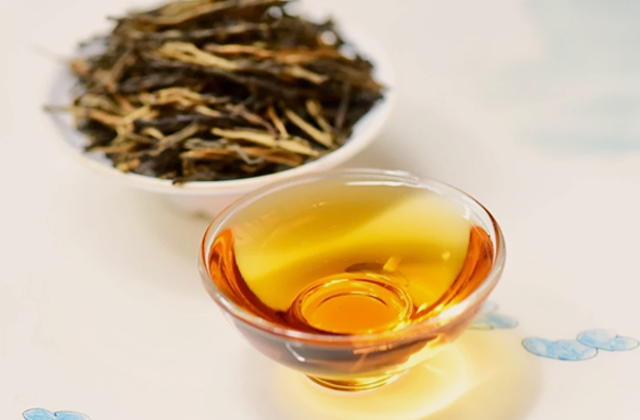松针茶汤.png